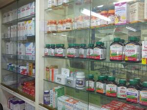 Статистиката отчете почти 10% спад в търговията с лекарства и медицинските стоки