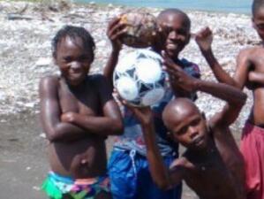 Родителите на отвлечените хаитянчета са ги дали доброволно