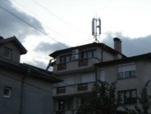 В Приморско протестират срещу антена на мобилен оператор