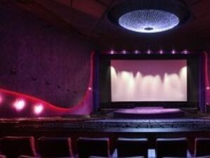 Цифровизацията може да излезе твърде скъпо на европейските киносалони