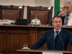 Станишев: Правителството продължава да се държи като предизборен щаб