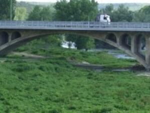 Мостът край Бяла станал още по-опасен след ремонта