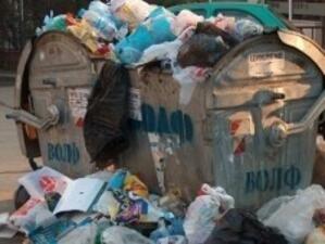 Станишев взима в свои ръце кризата със столичния боклук