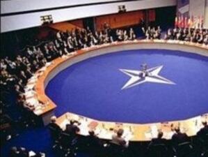 През април става ясно дали Соломон Паси ще бъде избран за генерален секретар на НАТО