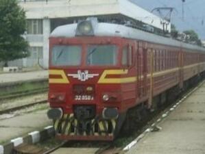 Съкращават пътуването с влак между София и Солун