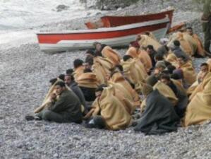 Гърция въвежда електронни карти за имигрантите
