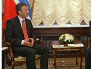 Путин и Столтенберг обсъдиха сътрудничество в енергетиката