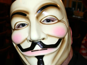 Властите в САЩ арестуваха хакери, съмишленици на Anonymous