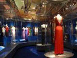 Рокли на Лейди Даяна продадени на търг за 3.17 милиона долара