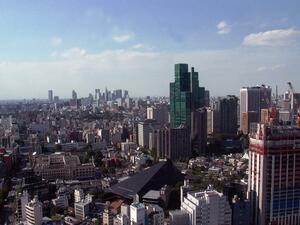 Пазарът в Токио се спусна до 28-годишно дъно