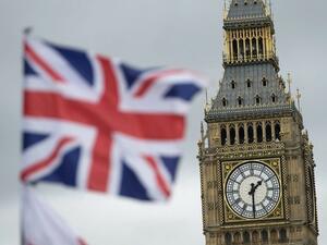 Великобритания може да предприеме излизане от ЕС в две стъпки 