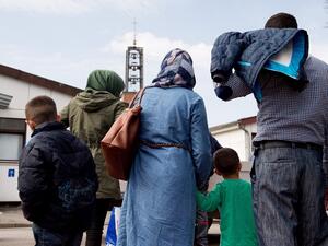 Германия може да затегне правилата за мигрантите с отхвърлени молби за убежище
