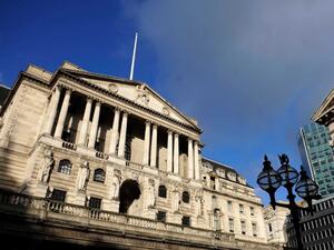 Английската централна банка намекна за предстоящо повишение на лихвите