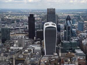 Брекзит излага на риск 30 хил. работни места от банковия сектор в Лондонското Сити