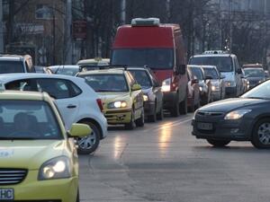 Спират паркирането в центъра в дните с мръсен въздух