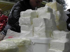12 хил. тона палмово масло вложени в българското сирене през 2016 година