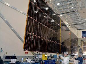 Първият български комуникационен сателит е готов за изстрелване в орбита