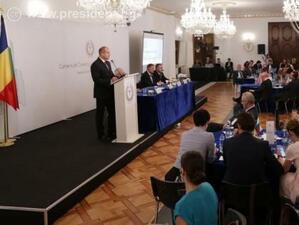 Предимствата за инвестиции в България представи президентът Радев в Букурещ