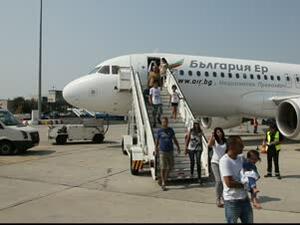 "България ер" отново обясни закъснение на полет с независещи от нея причини