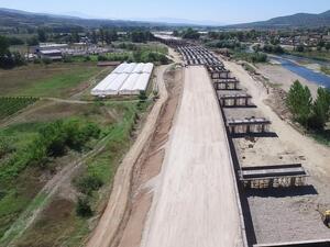 Нови 24 километра от магистрала "Струма" ще бъдат пуснати следващата седмица