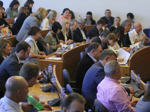 Общинските съветници от БСП в София искат спиране на процедурата