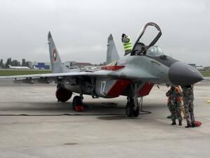 Правителството отпусна нови 26 млн. лв. за военната авиация
