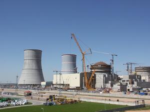 В Първи енергоблок на Беларуската АЕЦ приключи бетонирането на купола на външната защитна обвивка