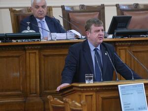 Каракачанов: МО изплаща своевременно дължимите данъци към общините 