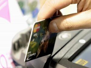 Водеща банка отчита 34% ръст в броя на плащанията с карти