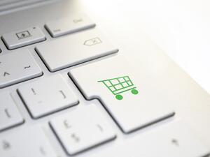 КЗП забрани на електронни магазини да заблуждават за наличностите на промоционални стоки 