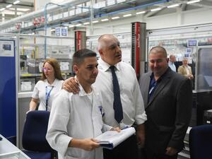 Премиерът Борисов откри нова производствена база на завод за авточасти в Пазарджик