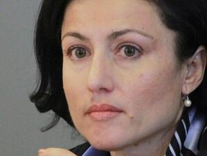 Десислава Танева ще обсъжда мерки срещу чумата с ресорния еврокомисар