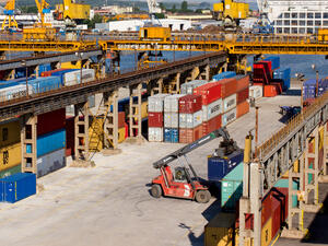 Правителството удължи концесията на „БМФ Порт Бургас“ с още 11 години