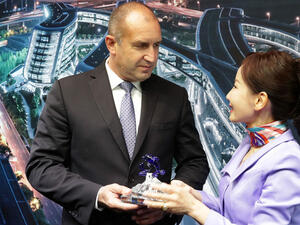Президентът Радев настоява България да привлича повече китайски туристи