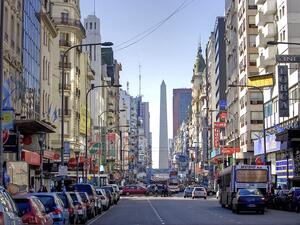 Очаква се инфлацията в Аржентина да достигне 53 процента през