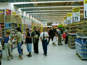 Удължават "замразяването" на цените на храните, потвърди Найденов