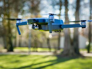 Великобритания въвежда задължителна регистрация на дроновете от собствениците