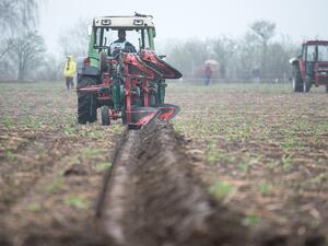 13.4 млн. лева компенсации получават земеделските стопани заради сушата