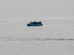 Гърция затвори за корабоплаване северно Егейско море заради мигрантите