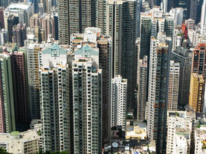 Хонконг раздава допълнителни пенсии за бедни пенсионери