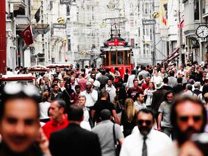 Възрастните хора в Турция излязоха навън за пръв път от два месеца