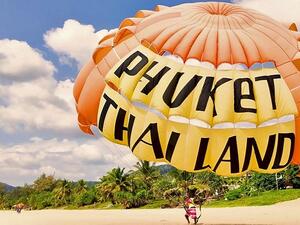 Тайланд се опитва да съживи туризма с обиколки на забележителности от въздуха