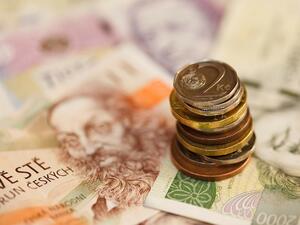 Минималната заплата в Чехия става 473 евро от Нова година