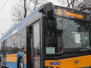 Обновяват столичния автопарк с 15 автобуса и 63 нови трамвая