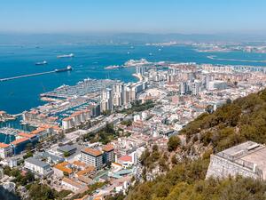 Гибралтар ваксинира цялото си възрастно население