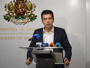 Кирил Петков обяви пакет „Великденска подкрепа”, не казва какво ще има в него 