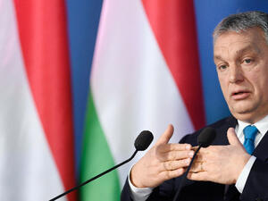 Орбан замразява и лихвите по ипотеки по време на изборите