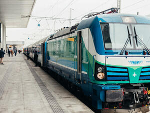Държавните железници купуват десет нови електрически локомотива
