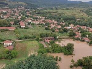 Описват щетите в наводнените карловски села