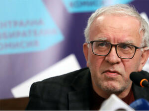 Цветозар Томов подаде оставка като говорител на Централната избирателна комисия
